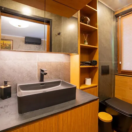 Iatrus Guest & Sauna Apartament Wielkie Tyrnowo