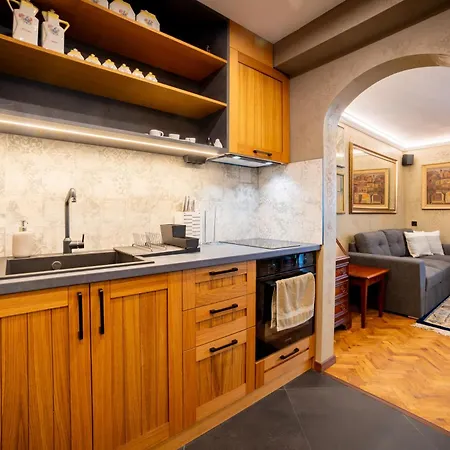 Iatrus Guest & Sauna Apartament *