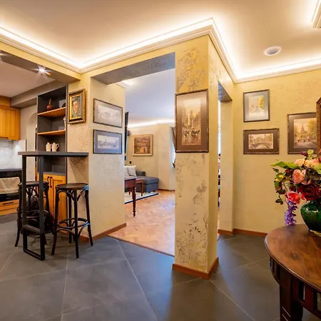 Daire Iatrus Guest & Sauna